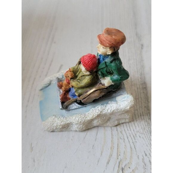 Father son sled sledding hill mini village accessory - Picture 4 of 5
